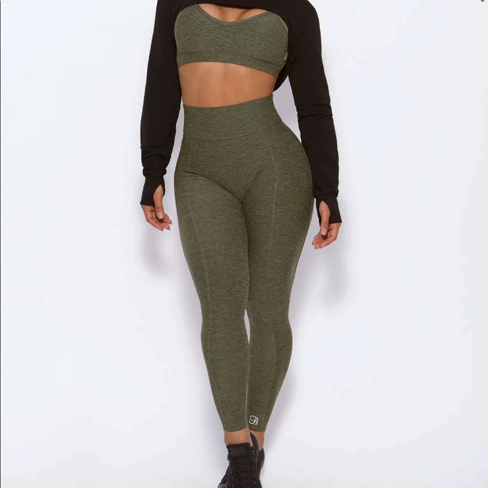 Bombshell sportswear peach booty legging